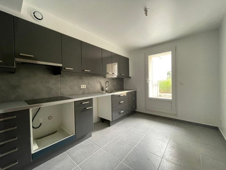 Appartement avec terrasse 2 chambres en vente à Sainte-Maxim