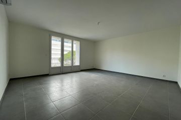 Appartement avec terrasse 2 chambres en vente à Sainte-Maxim