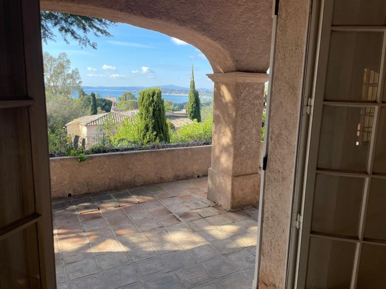 Maison à acheter avec terrasse 4 pièces aux Issambres