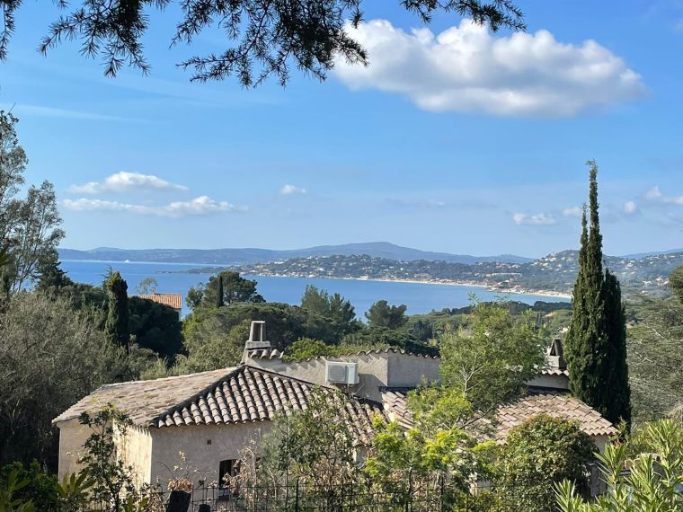 Maison à acheter avec terrasse 4 pièces aux Issambres