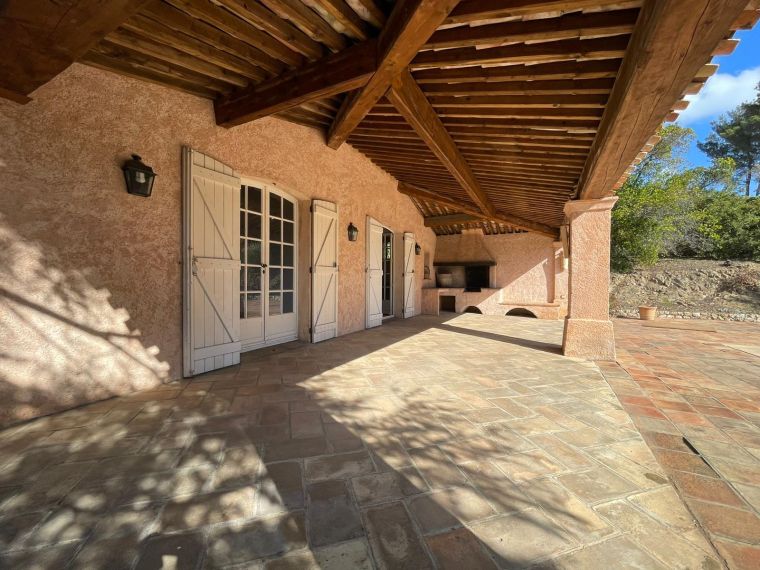 Maison à acheter avec terrasse 4 pièces aux Issambres